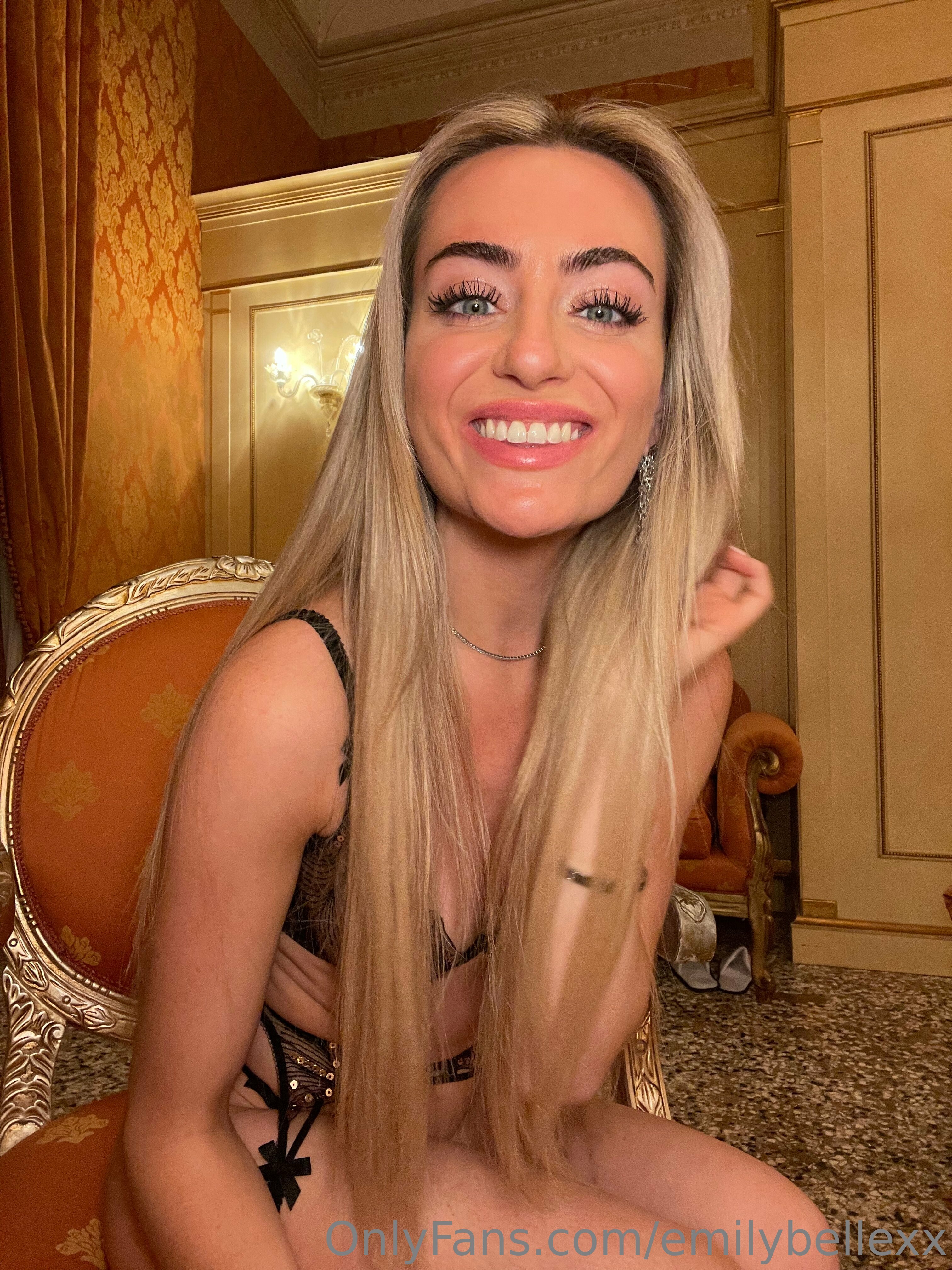 Leaked emilybellexx Nude Leaks Onlyfans Leaked emilybellexx Nude Leaks Onlyfans