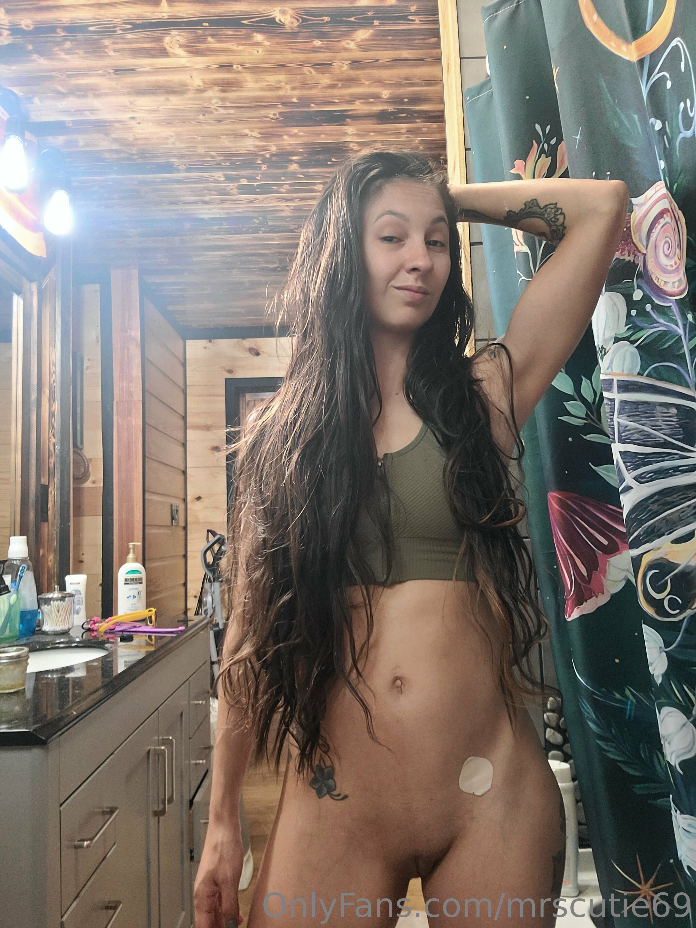 Leaked mrscutie69 Nude Leaks Onlyfans Leaked mrscutie69 Nude Leaks Onlyfans