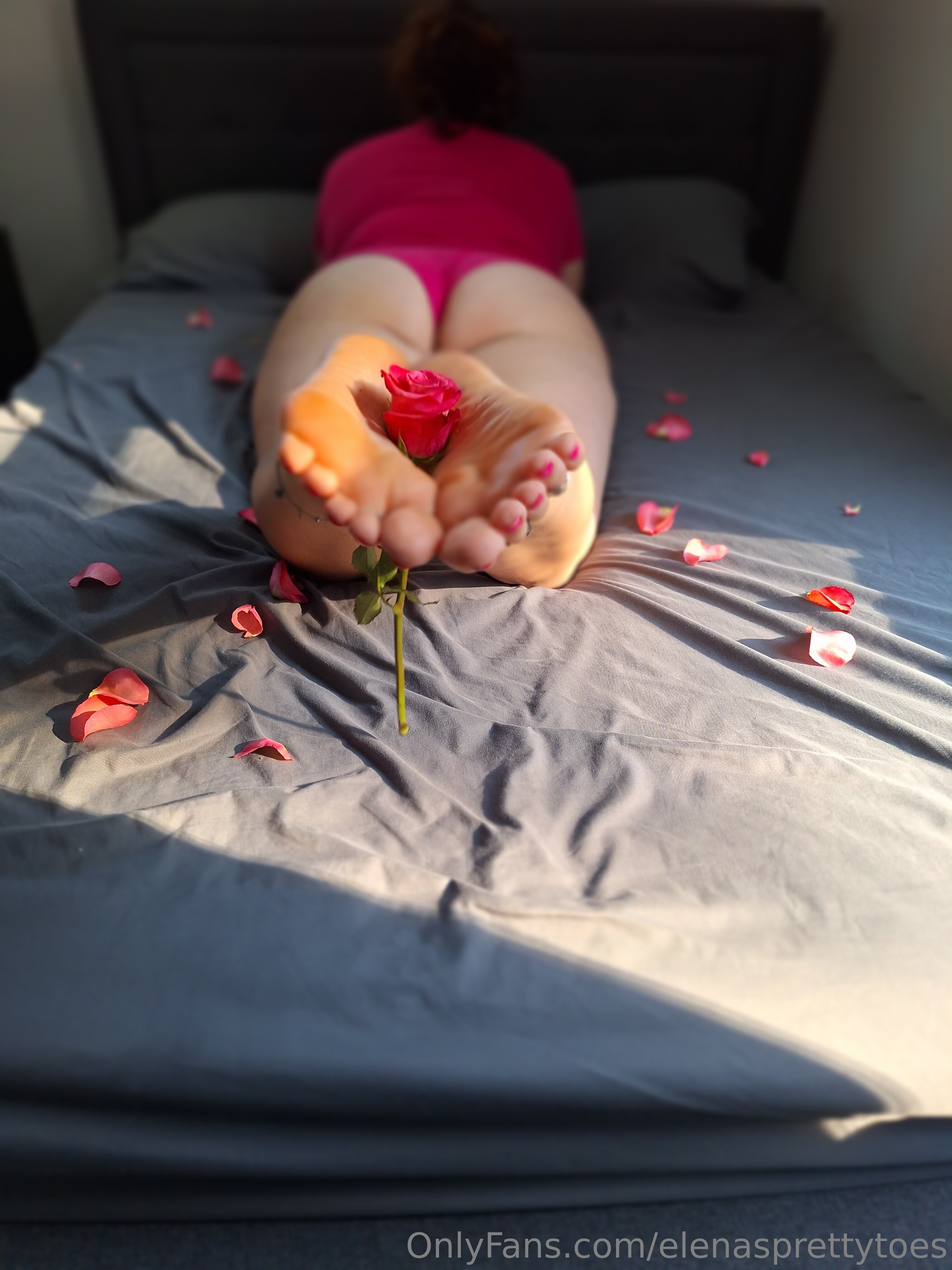 Leaked elenasprettytoes Nude Leaks Onlyfans Leaked elenasprettytoes Nude Leaks Onlyfans