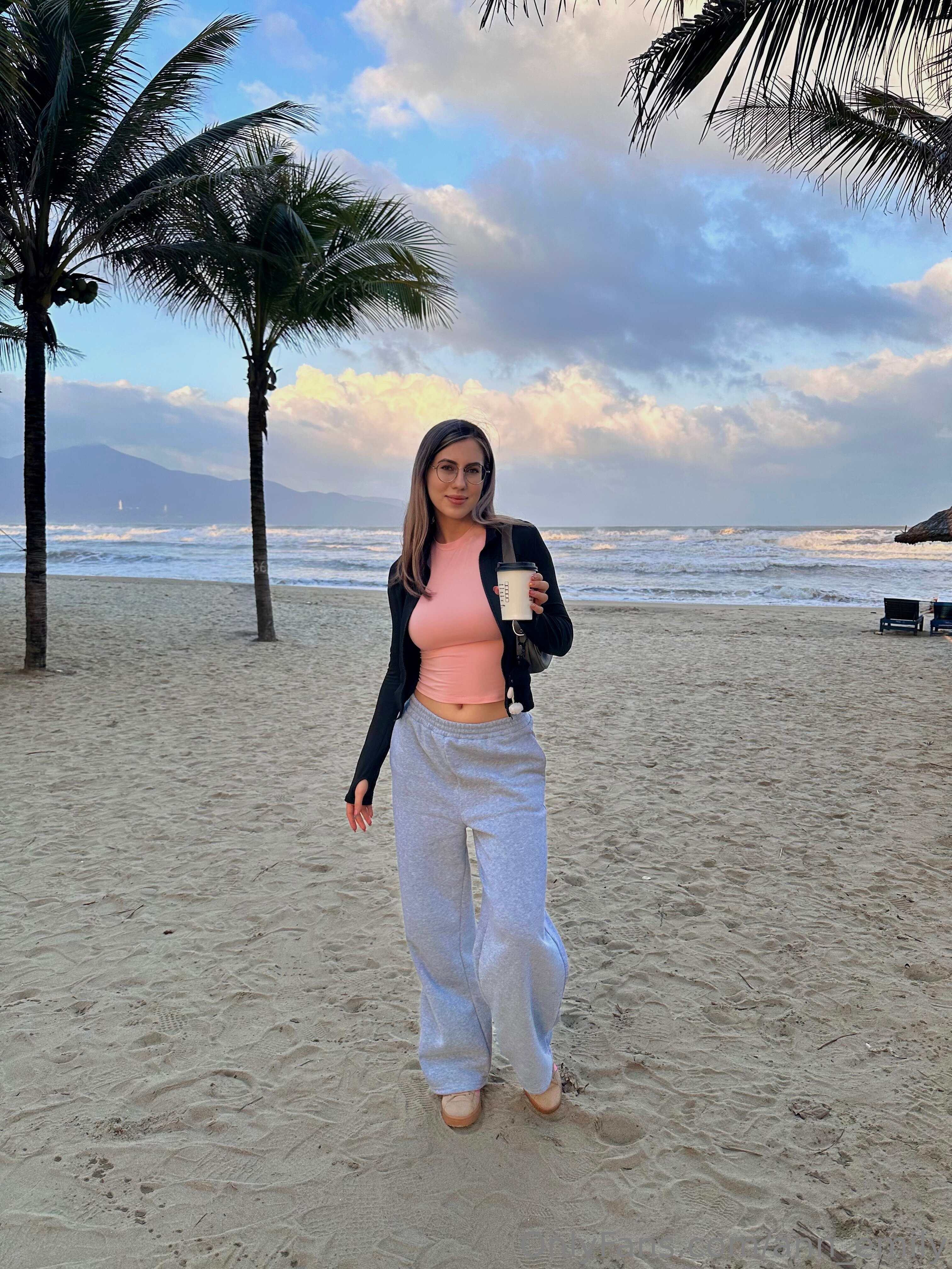 Leaked ann_emily Nude Leaks Onlyfans Leaked ann_emily Nude Leaks Onlyfans