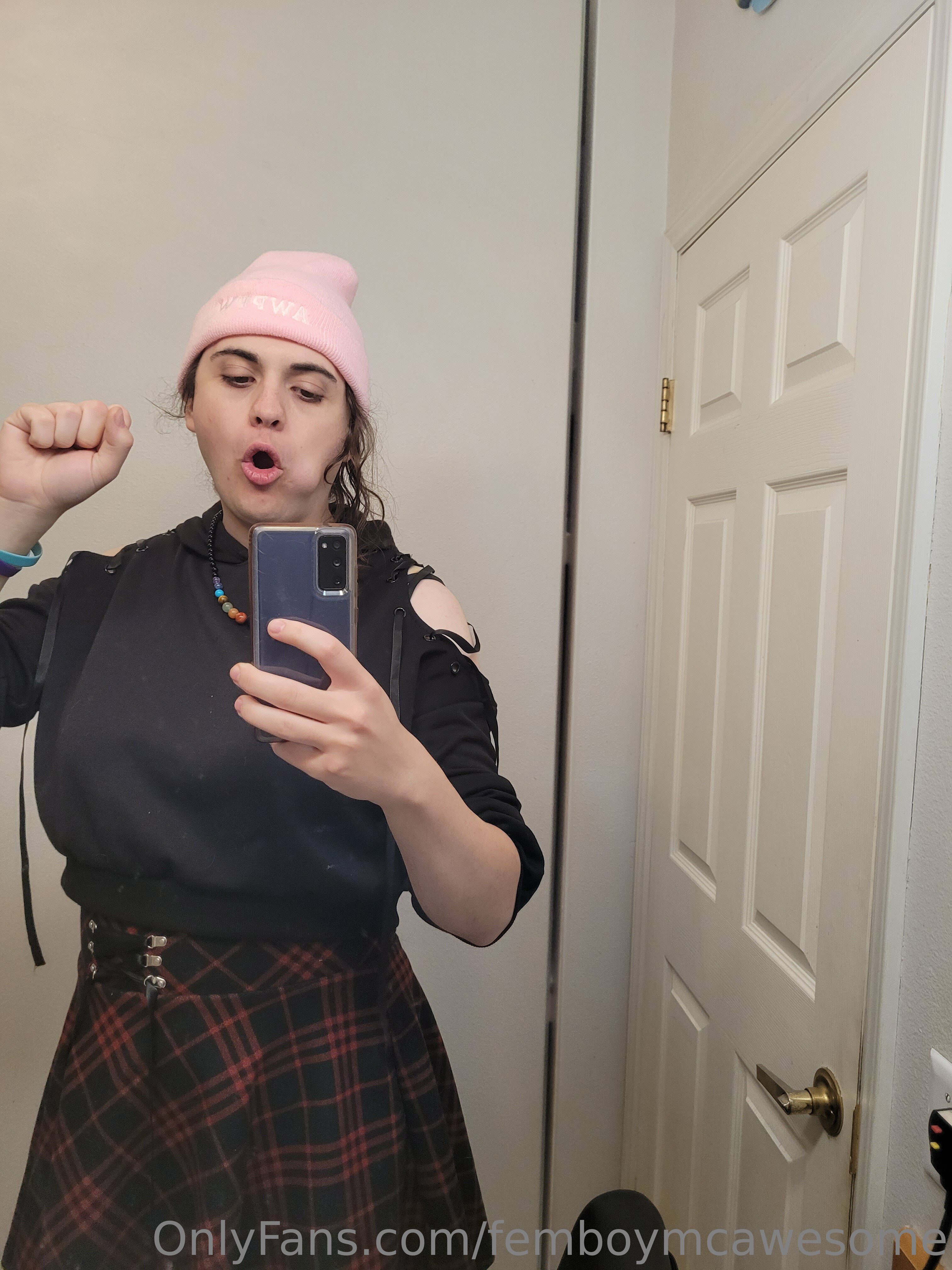 Leaked femgirlmcawesome Nude Leaks Onlyfans Leaked femgirlmcawesome Nude Leaks Onlyfans