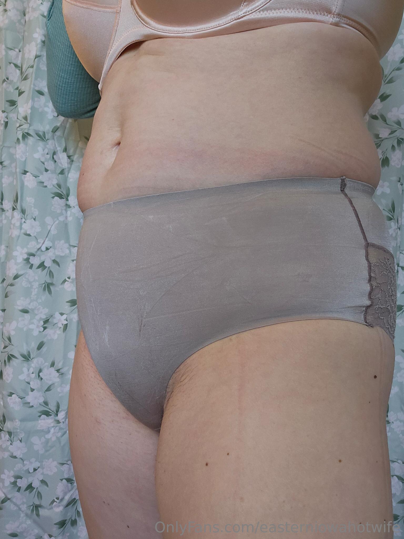 Leaked easterniowahotwife Nude Leaks Onlyfans Leaked easterniowahotwife Nude Leaks Onlyfans