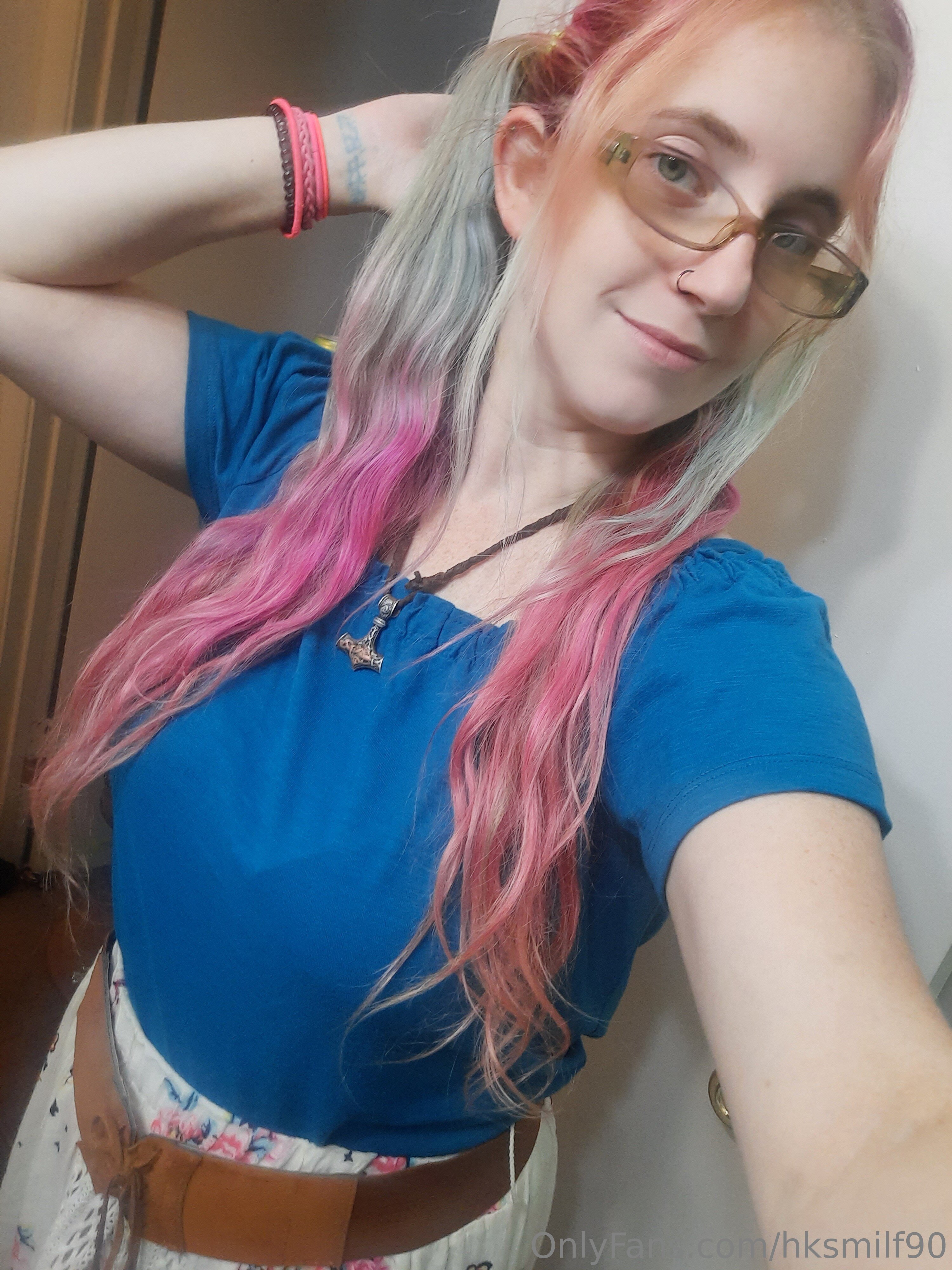 Leaked hksmilf90 Nude Leaks Onlyfans Leaked hksmilf90 Nude Leaks Onlyfans