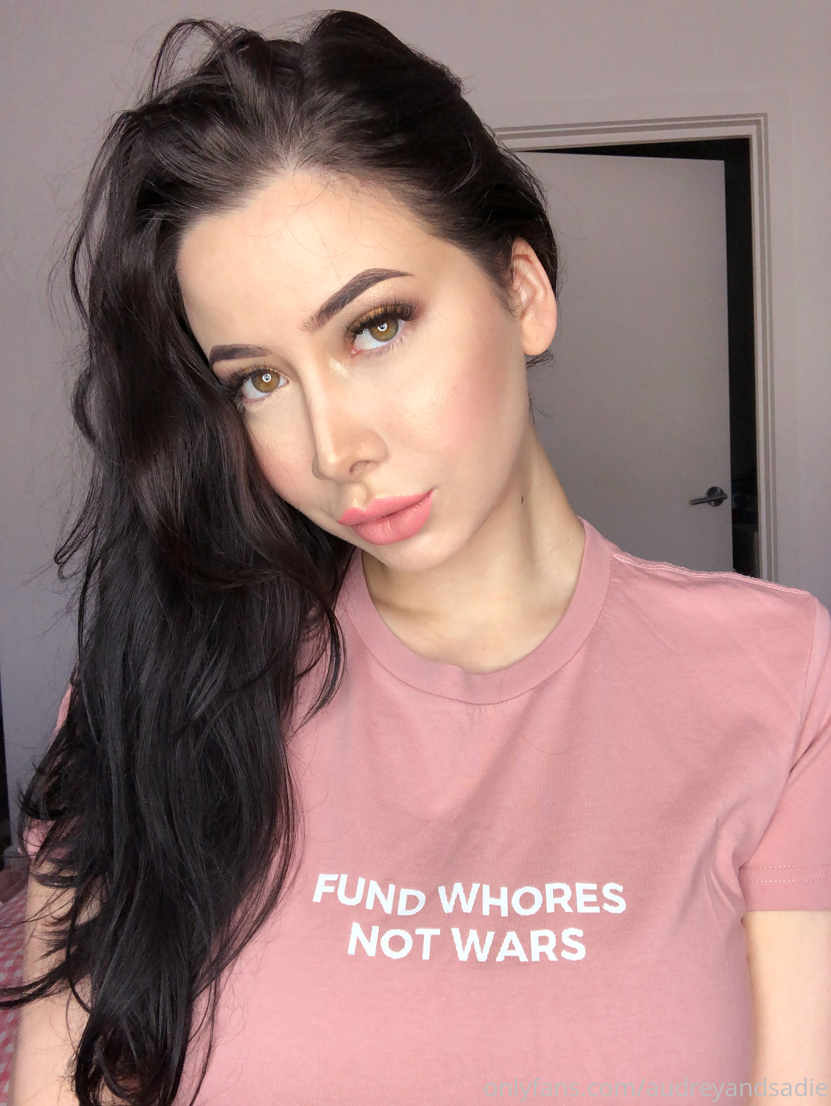 Leaked audreyandsadie Nude Leaks Onlyfans Leaked audreyandsadie Nude Leaks Onlyfans