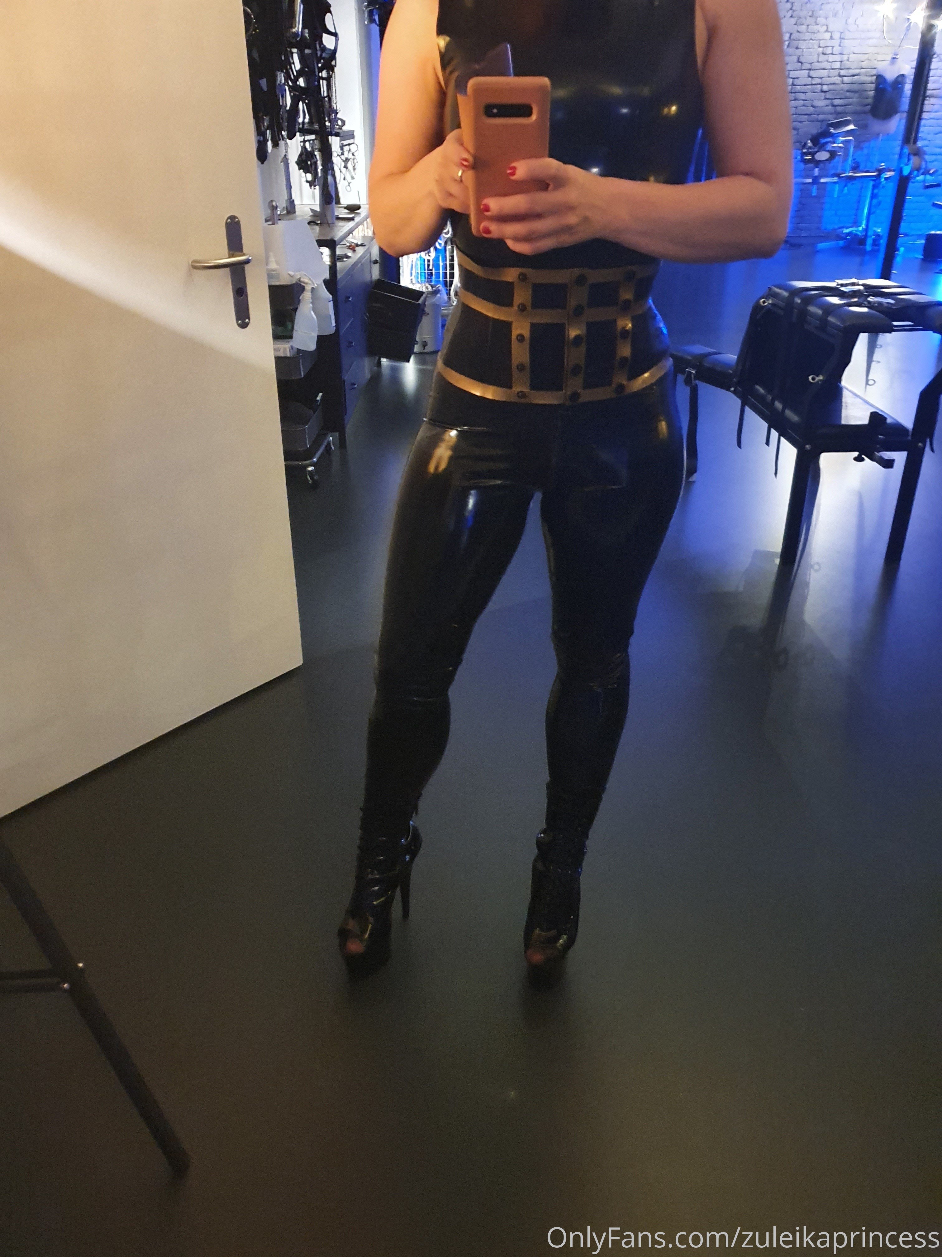 Leaked zuleikaprincess Nude Leaks Onlyfans Leaked zuleikaprincess Nude Leaks Onlyfans