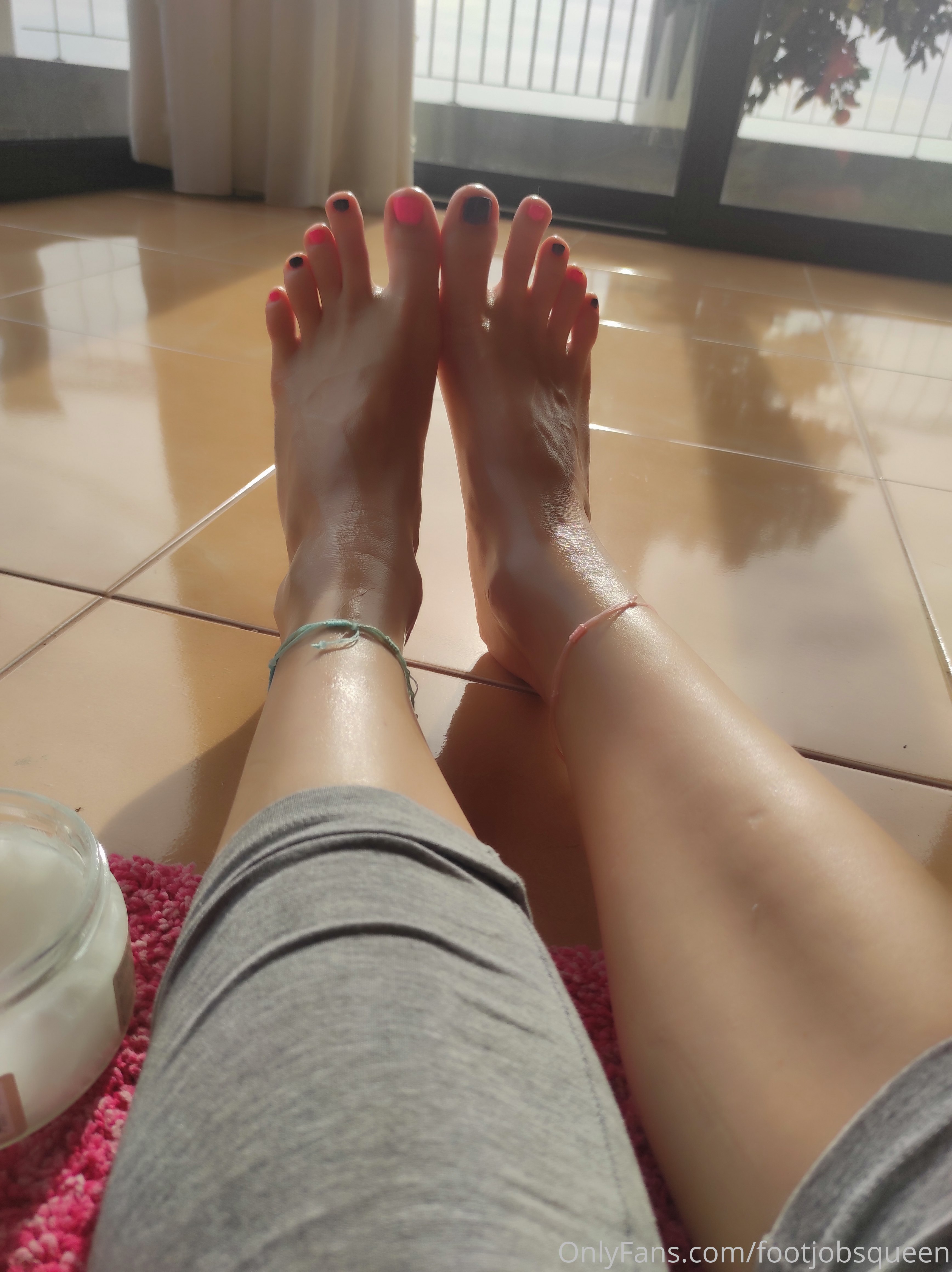 Leaked footjobsqueen Nude Leaks Onlyfans Leaked footjobsqueen Nude Leaks Onlyfans