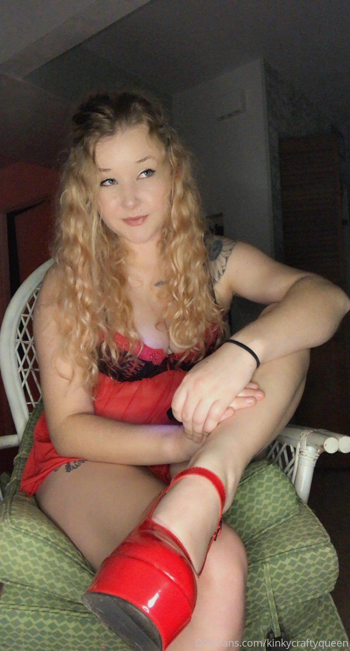 Leaked kinkycraftyqueen Nude Leaks Onlyfans Leaked kinkycraftyqueen Nude Leaks Onlyfans