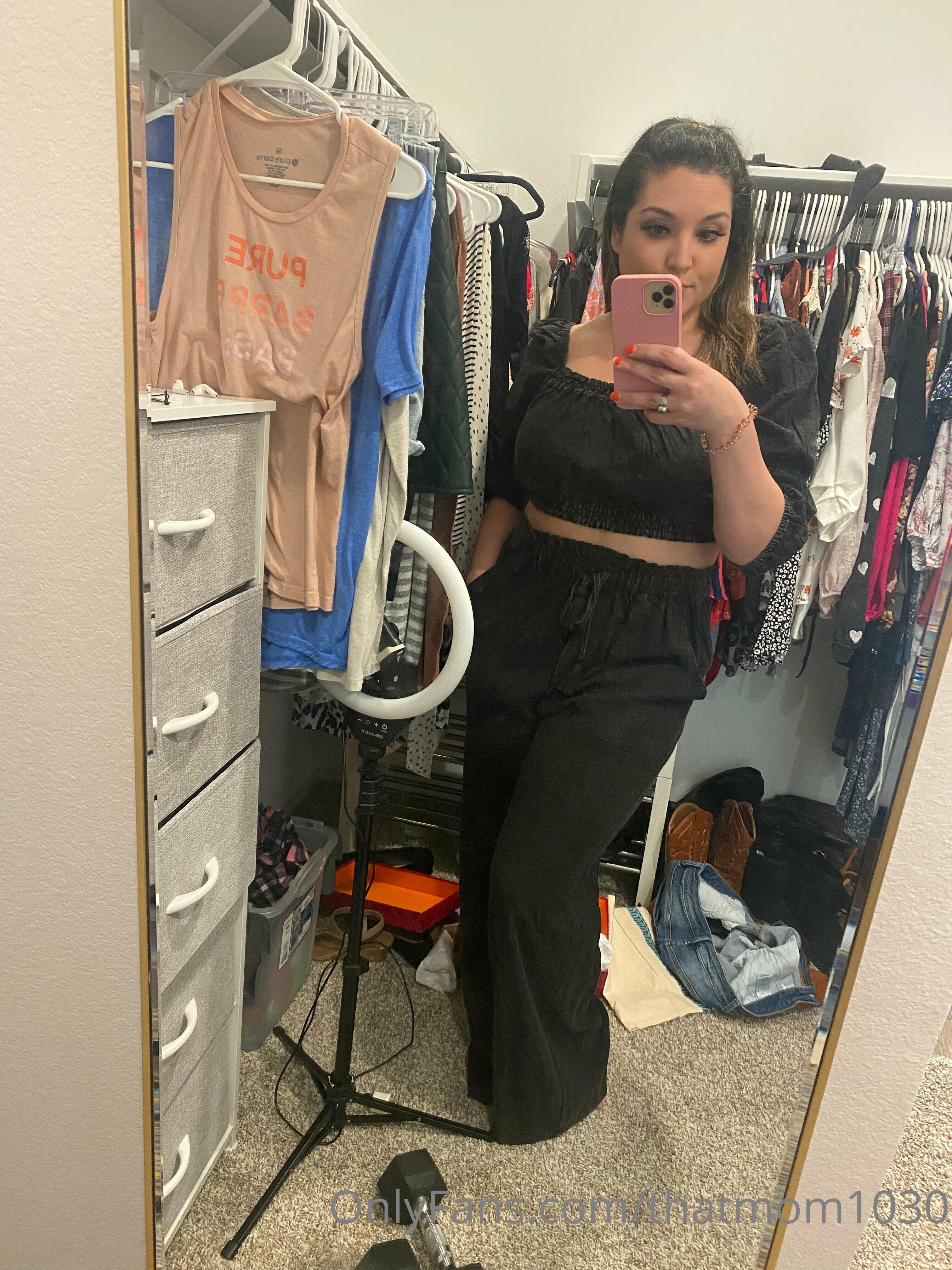 Leaked thatmom1030 Nude Leaks Onlyfans Leaked thatmom1030 Nude Leaks Onlyfans