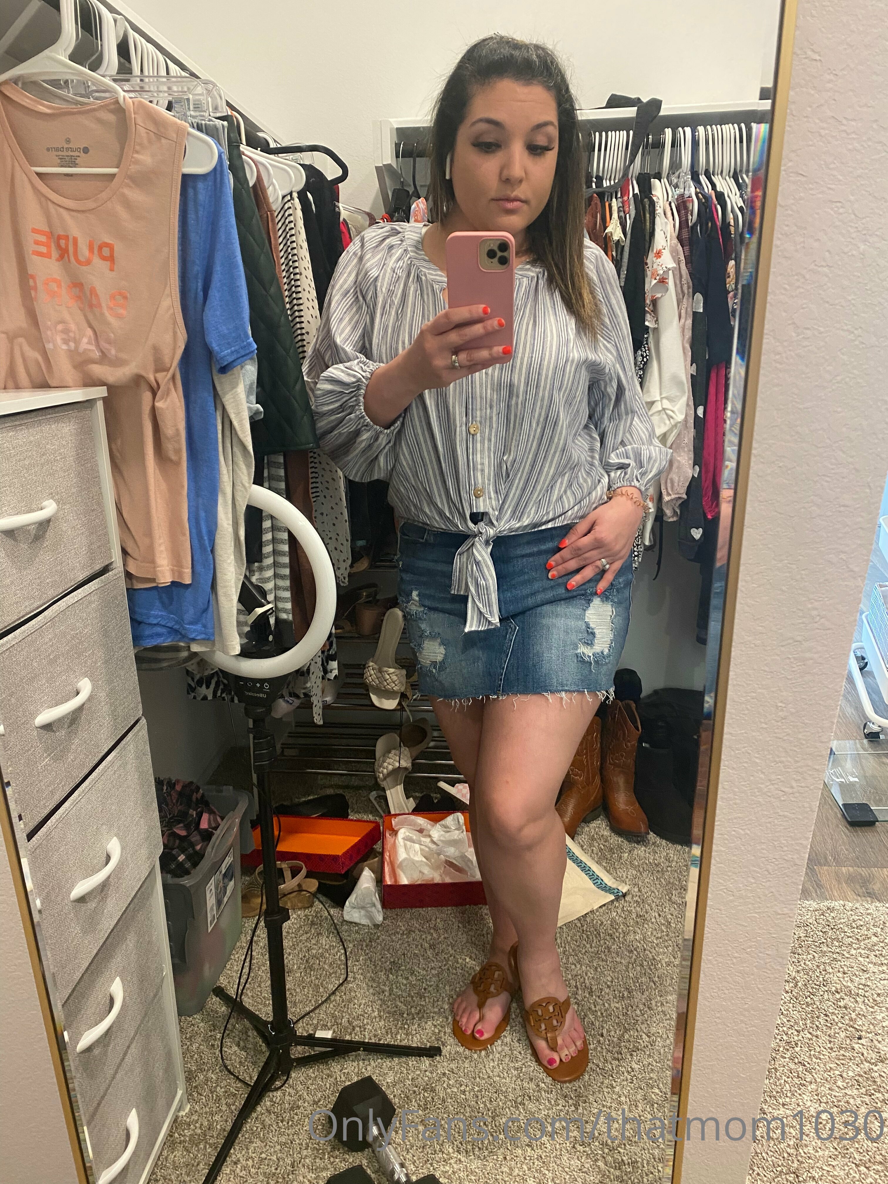 Leaked thatmom1030 Nude Leaks Onlyfans Leaked thatmom1030 Nude Leaks Onlyfans