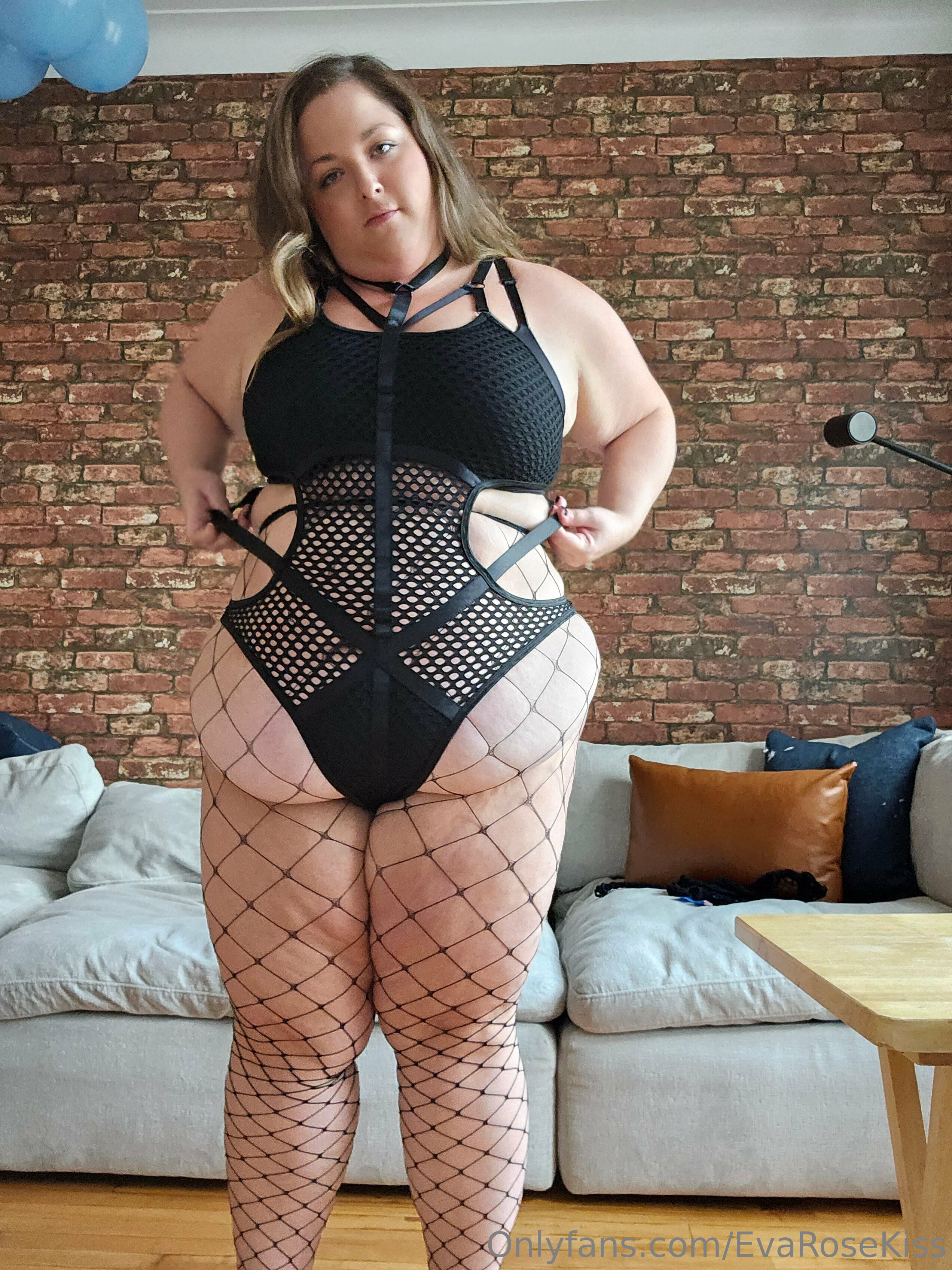 Leaked evarosekiss Nude Leaks Onlyfans Leaked evarosekiss Nude Leaks Onlyfans